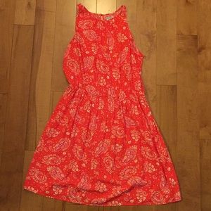 Orange Old Navy dress.